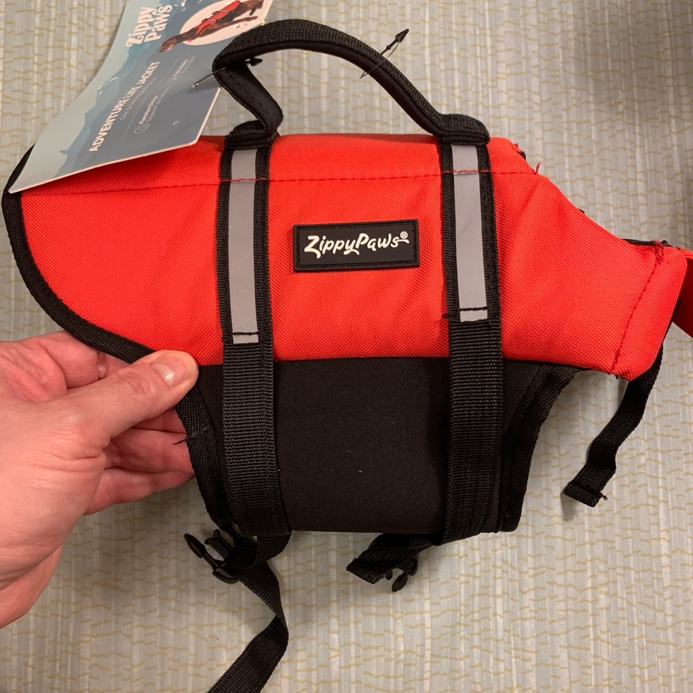NWT Zippy Paws Life Jacket for Dogs - XS